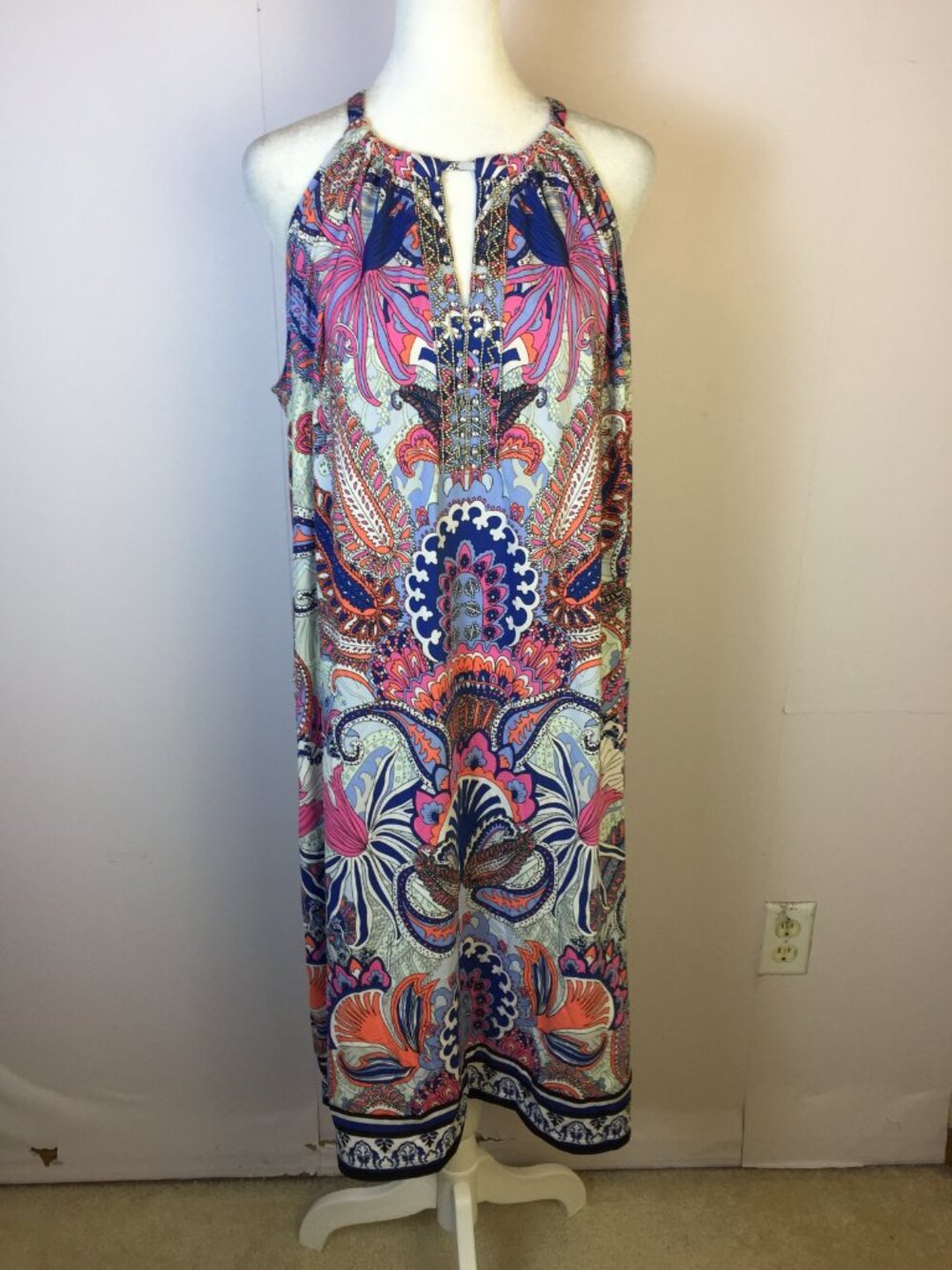 NC Intl Concepts Shift Dress 1X Woman Plus Pink Paisley Halter Neck Embellished